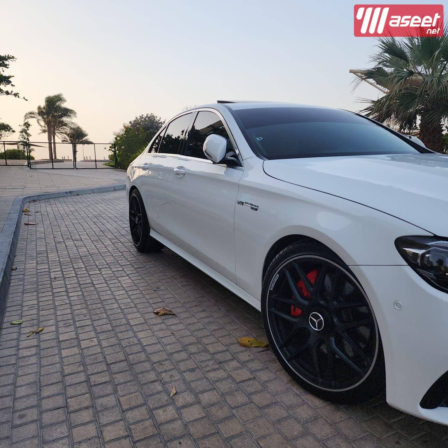 Mercedes E300 full option model 2017 5