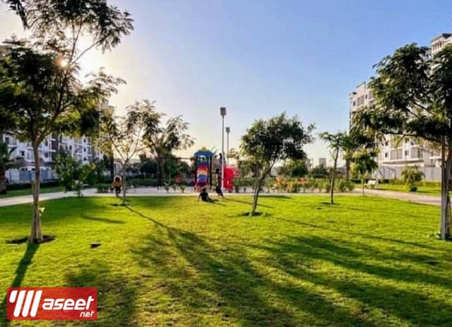 تملك استوديو باطلاله علي الحديقه 