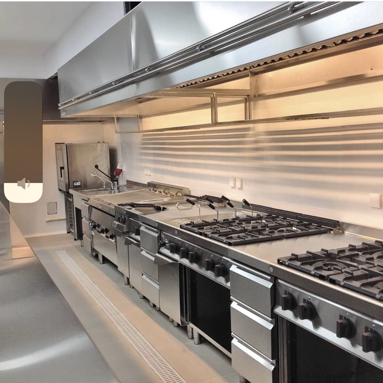 Selling kitchen equipment and commercial restaurants 0