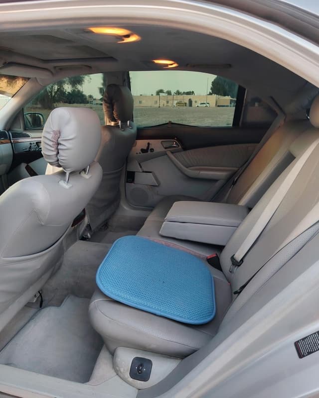 Mercedes model 2002