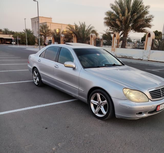 Mercedes model 2002