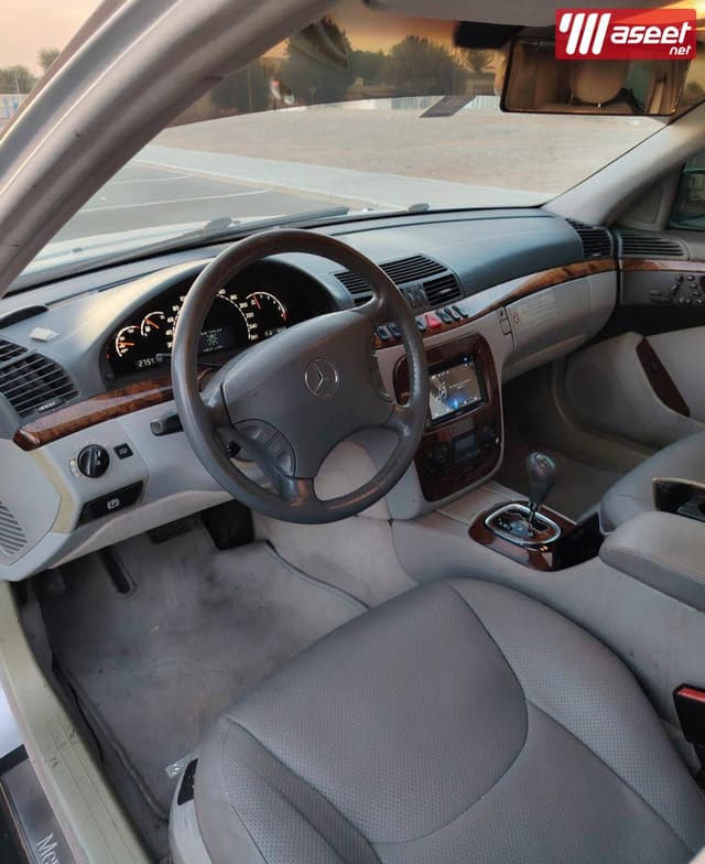Mercedes model 2002