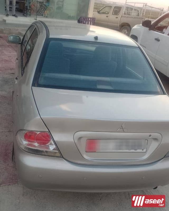 سيارة ميتسوبيشي لانس2009