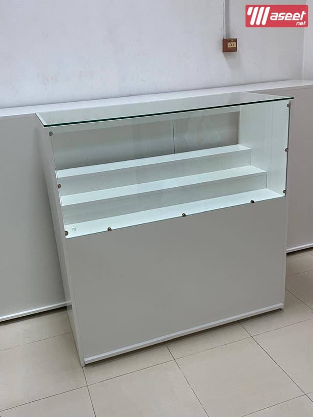 رفوف محلات تجاريه عجمان