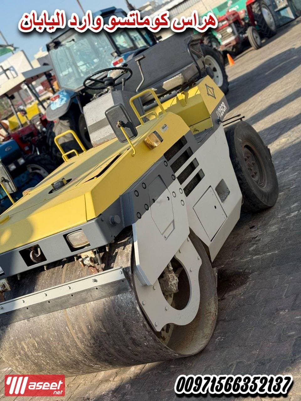 For sale Komatsu machine imported from Japan 2
