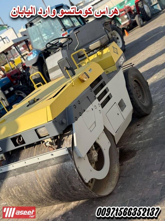 For sale Komatsu machine imported from Japan