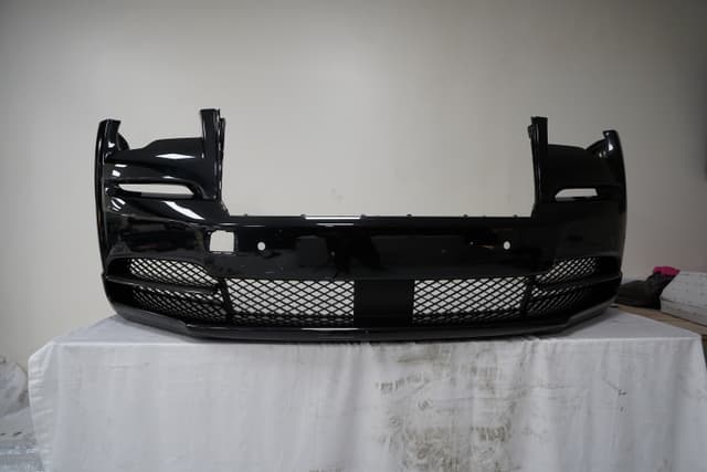 Rolls-Royce Wraith front bumper black 