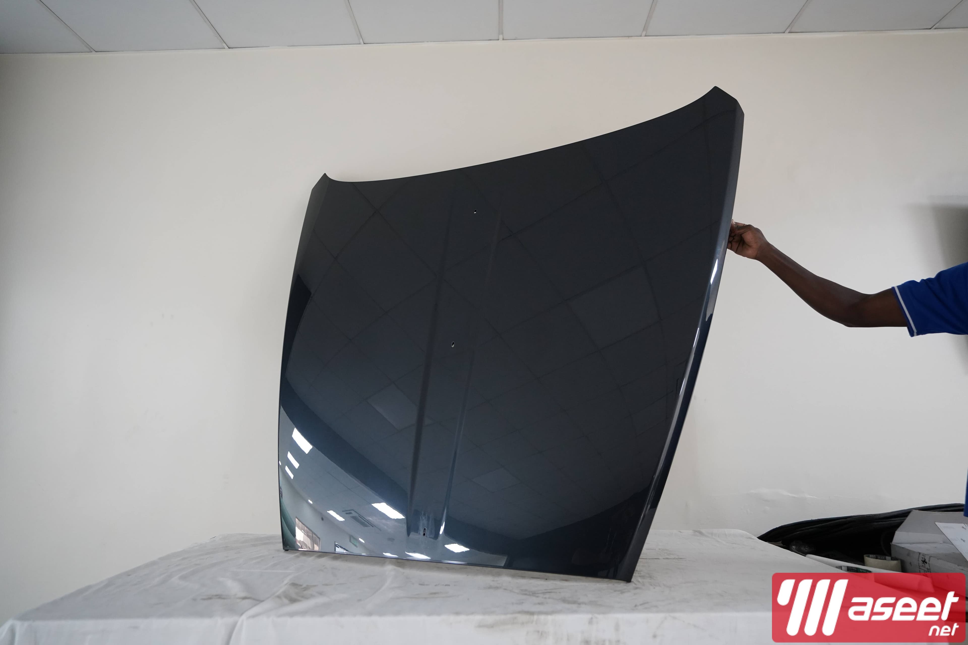 Rolls Royce Wraith Hood Darkest Tungsten OEM 7347497 2