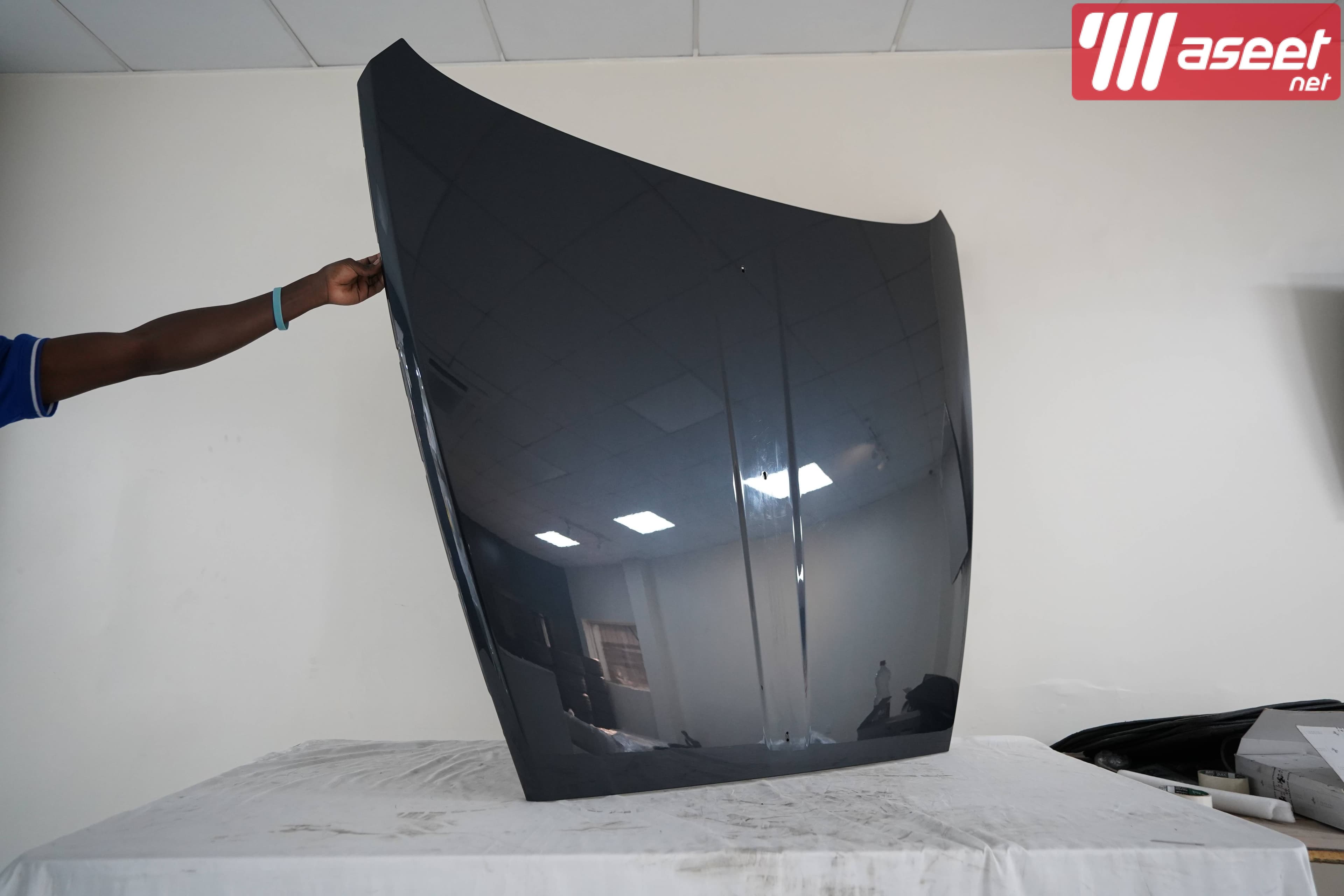 Rolls Royce Wraith Hood Darkest Tungsten OEM 7347497 3