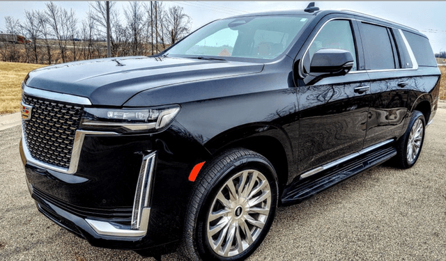Cadillac Escalade ESV model 2021
