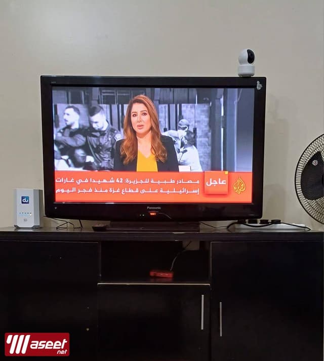 للبيع شاشة بلازما باناسونيك أصلية مع رسيفر