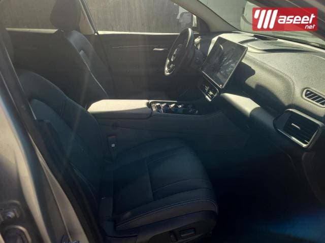 للبيع سياره VF 8 ECO 2023