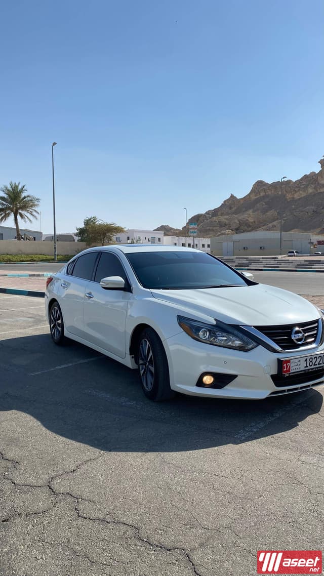 Nissan Altima 2017 model for sale 