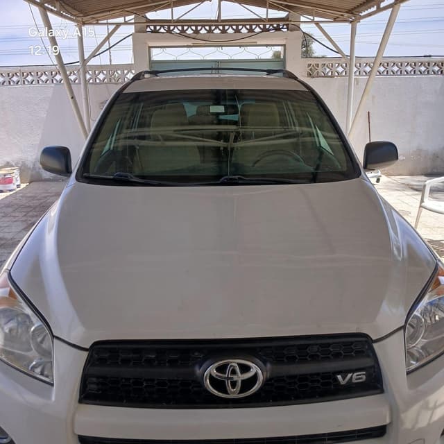 Toyota RAV4 V6 for sale 2012
