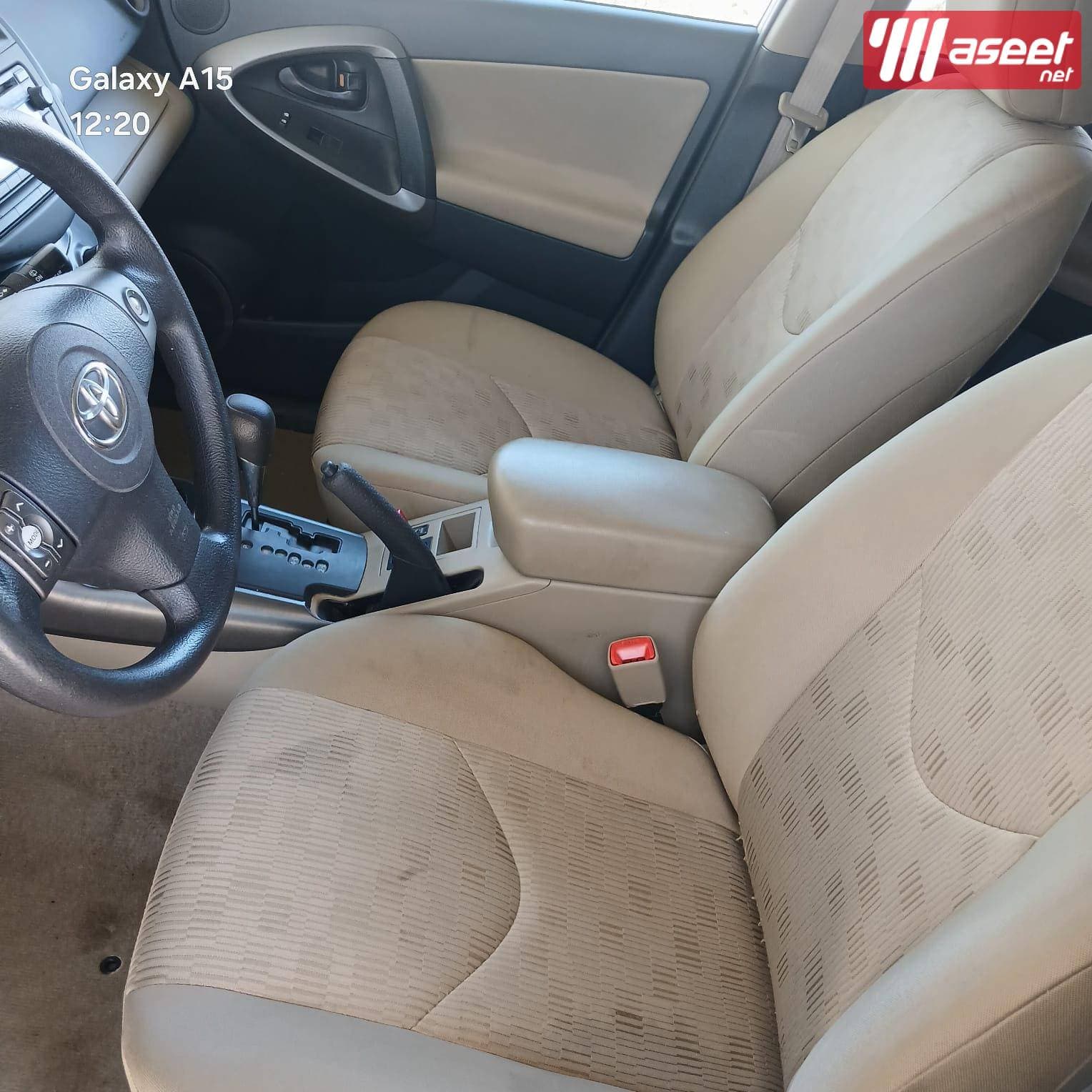 Toyota RAV4 V6 for sale 2012 4