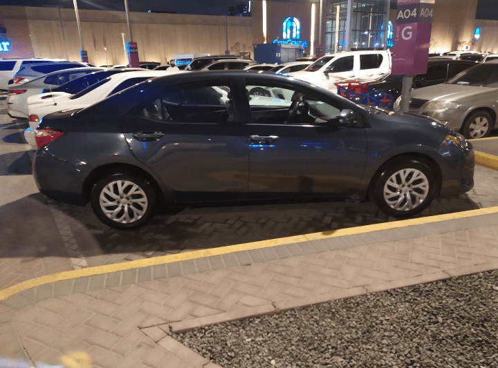 TOYOTA COROLLA 2019  4