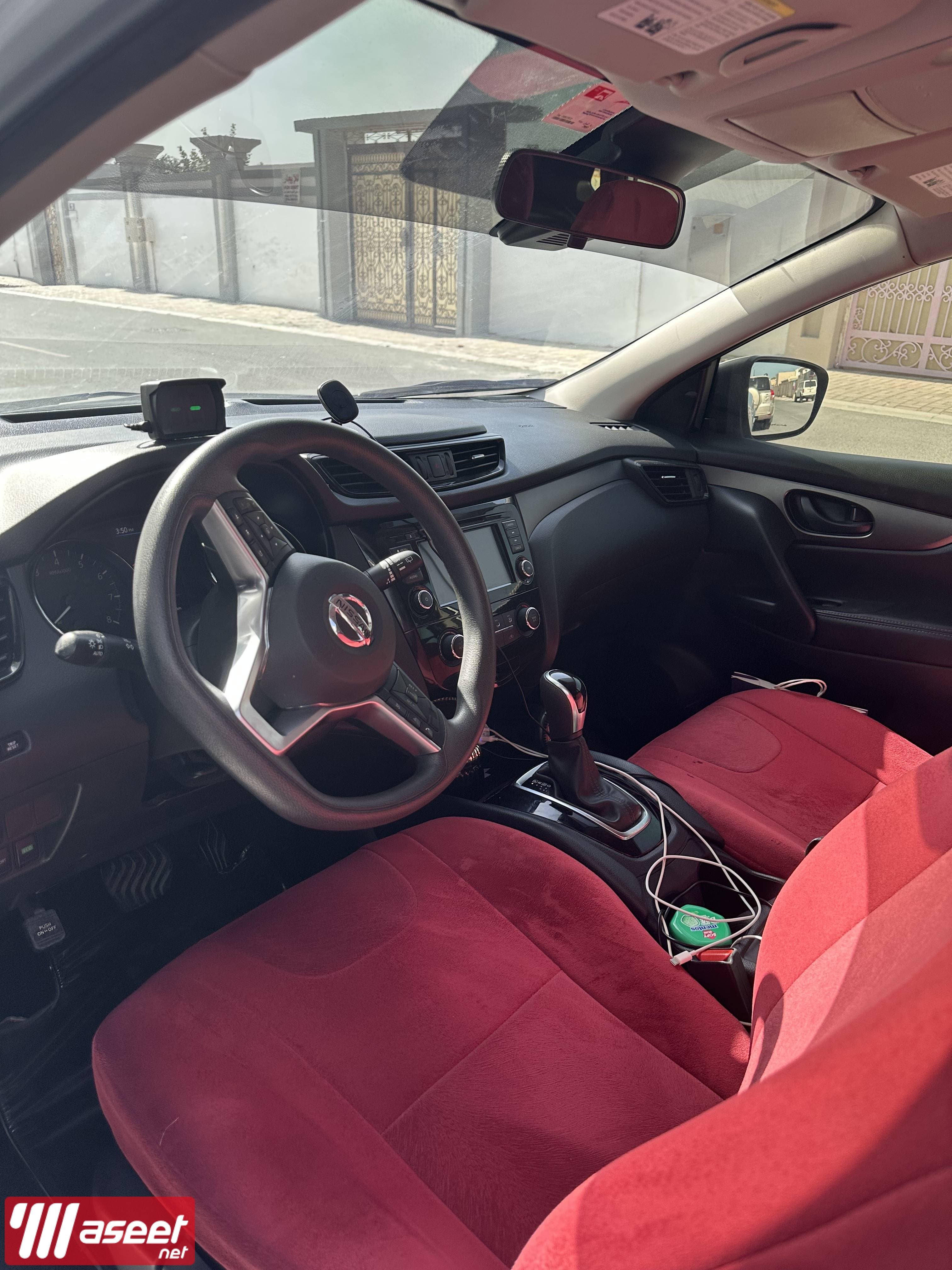 Nissan Rogue Sport model 2020  1