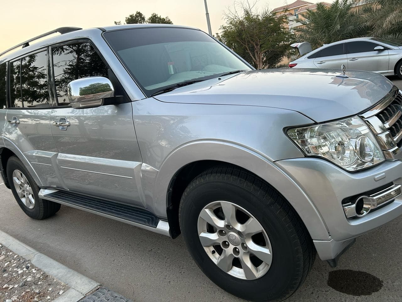 Pajero 2016 full option 3500 cc 4