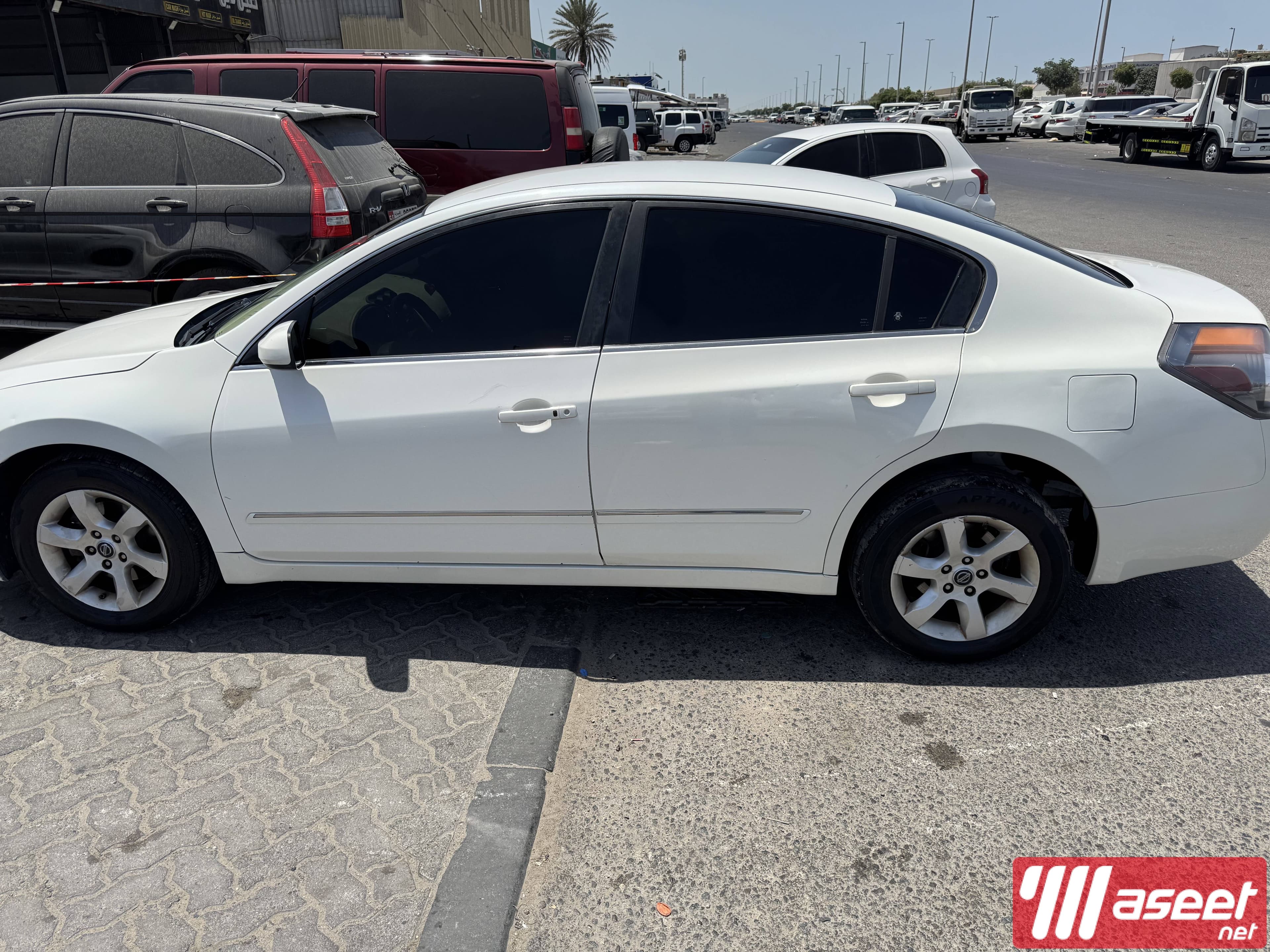 Nissan Altima 2008 1