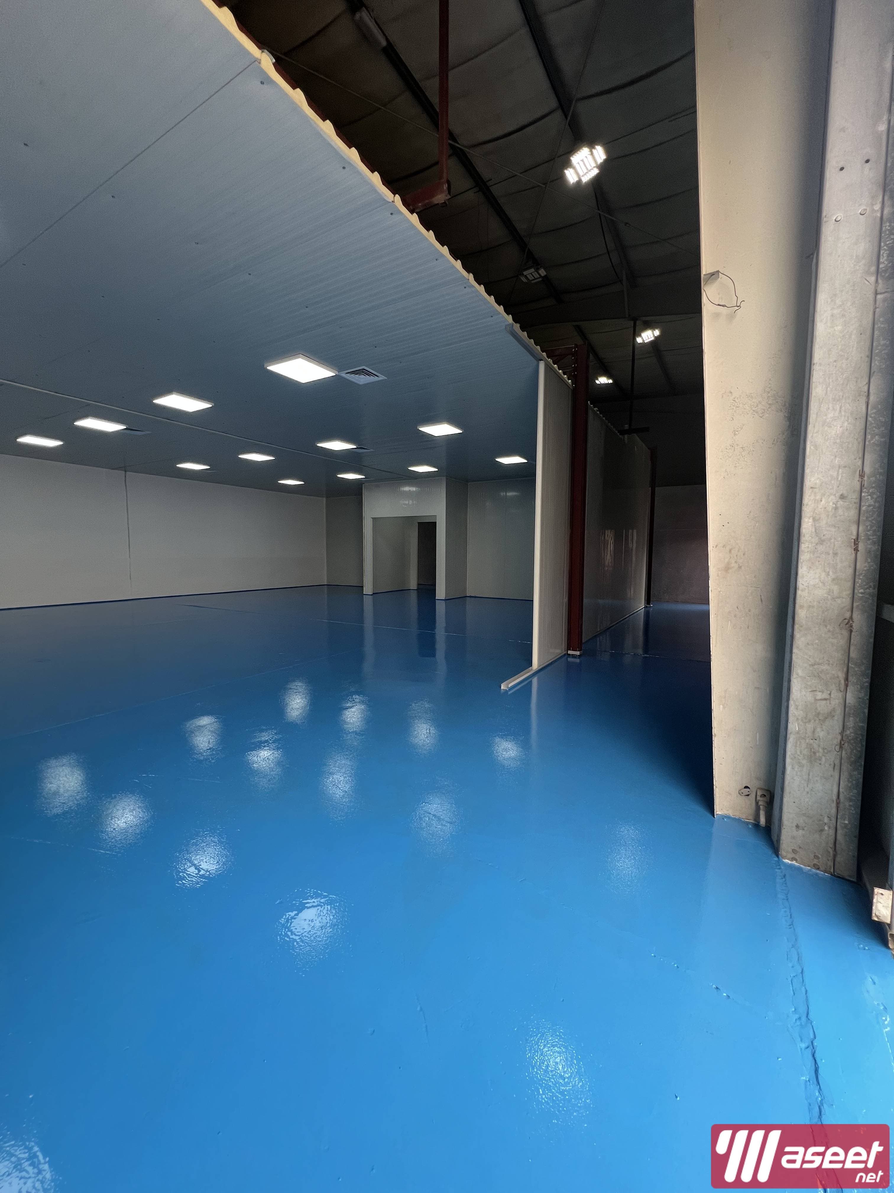 Microcement, epoxy and broken marble floors 3