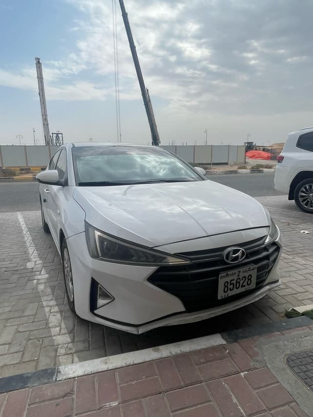 Hyundai Elantra 2019  