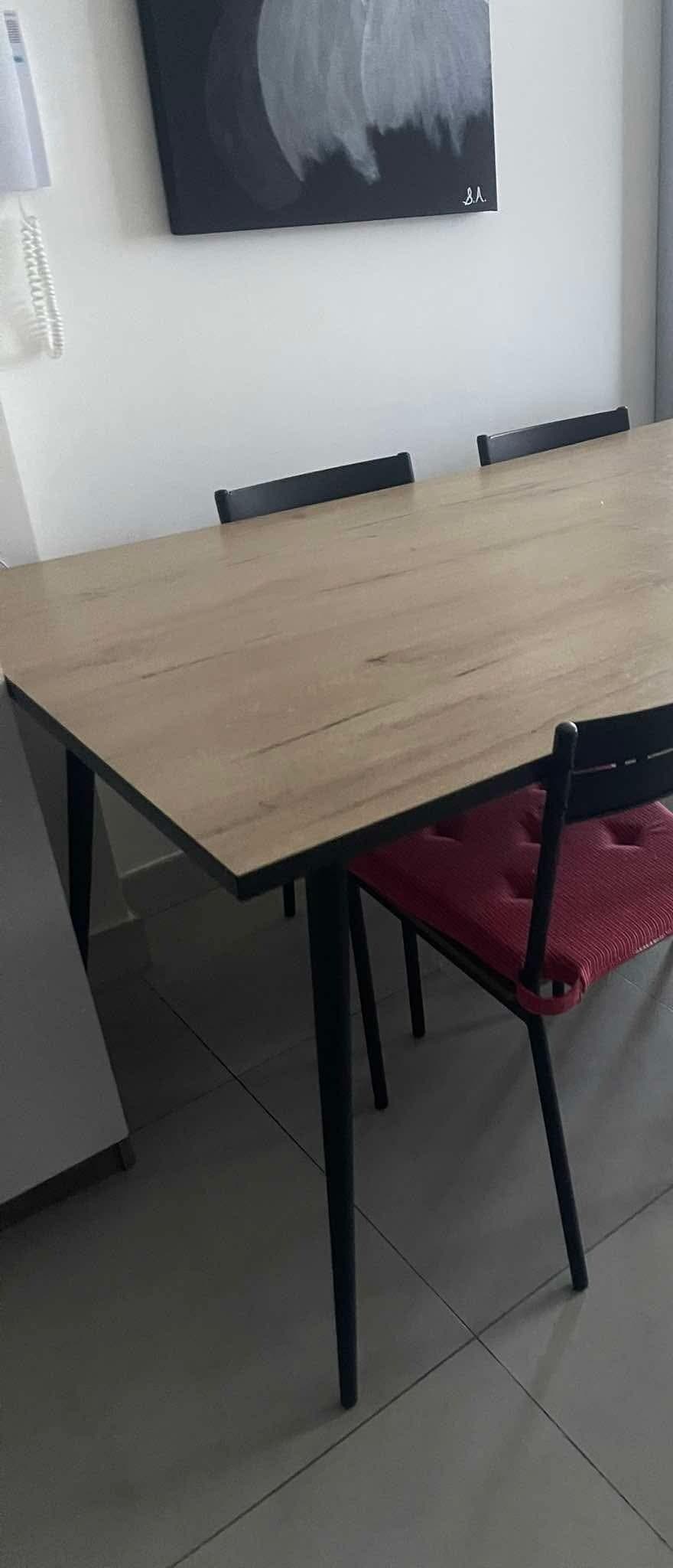Dining set for sell 2