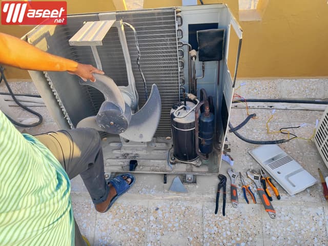 Maintenance of central air conditioners and air conditioning towers 