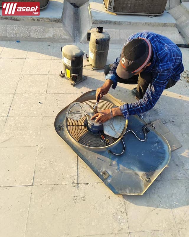 Maintenance of central air conditioners and air conditioning towers 