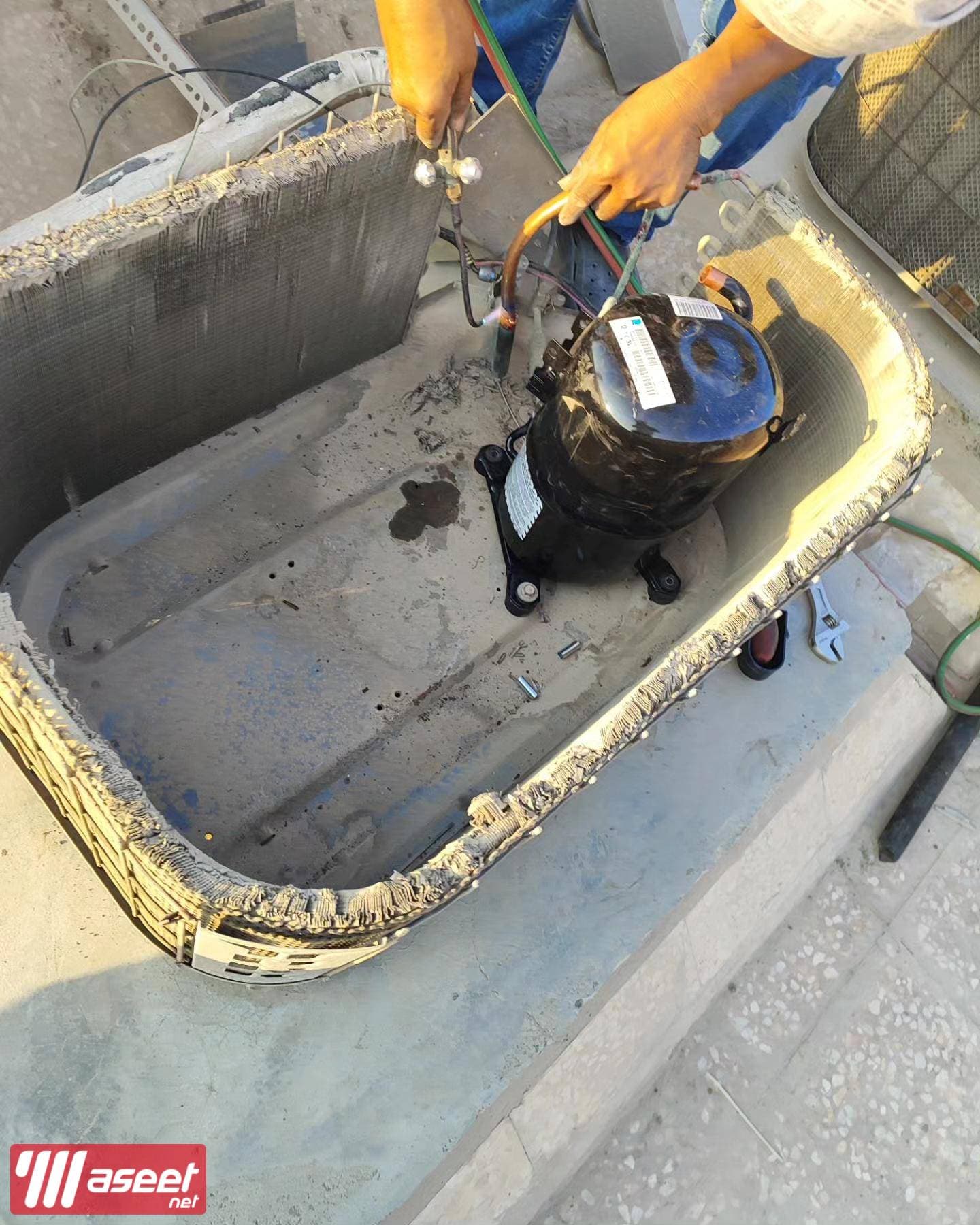 Maintenance of central air conditioners and air conditioning towers  6