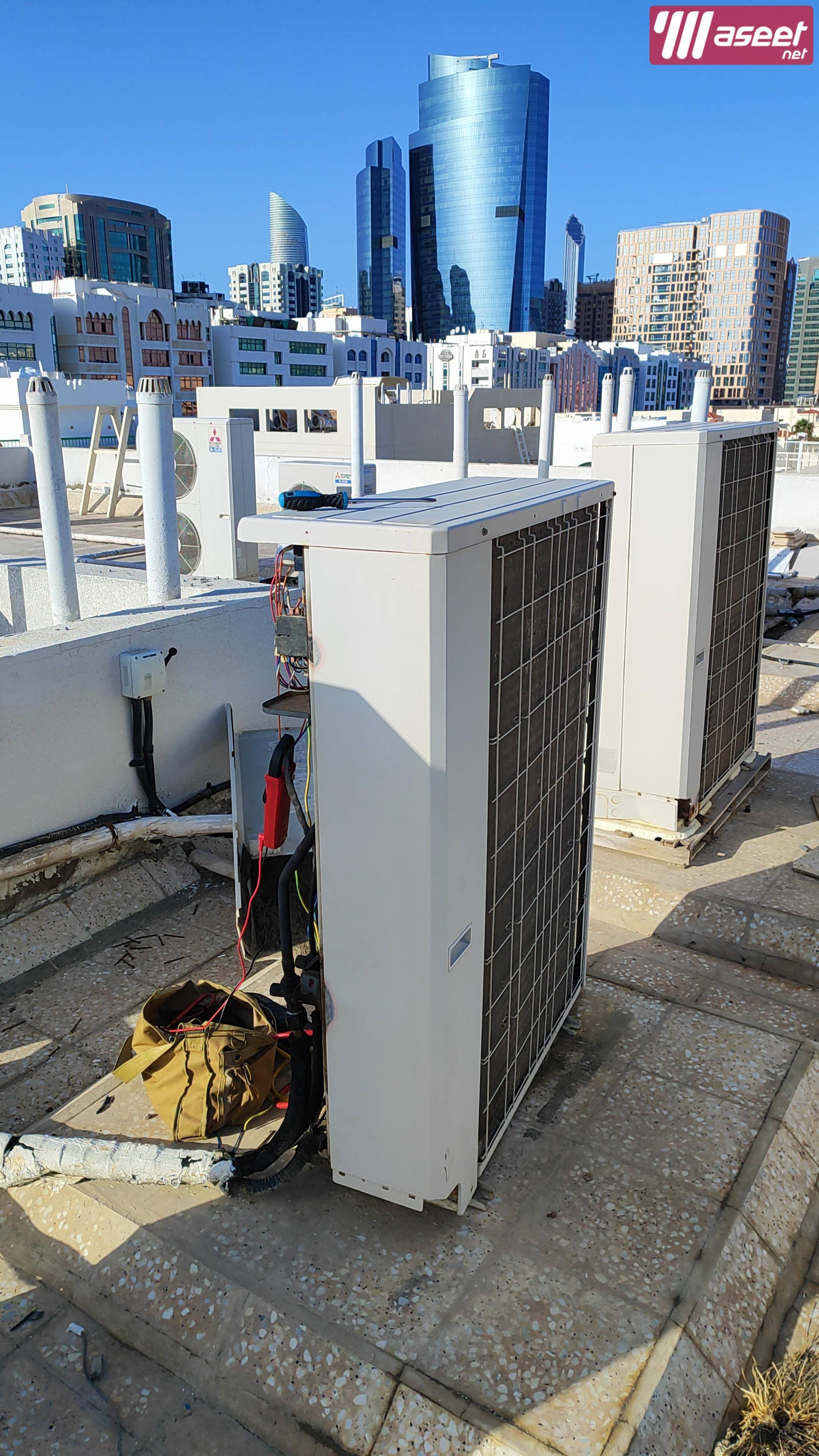 Maintenance of central air conditioners and air conditioning towers  7
