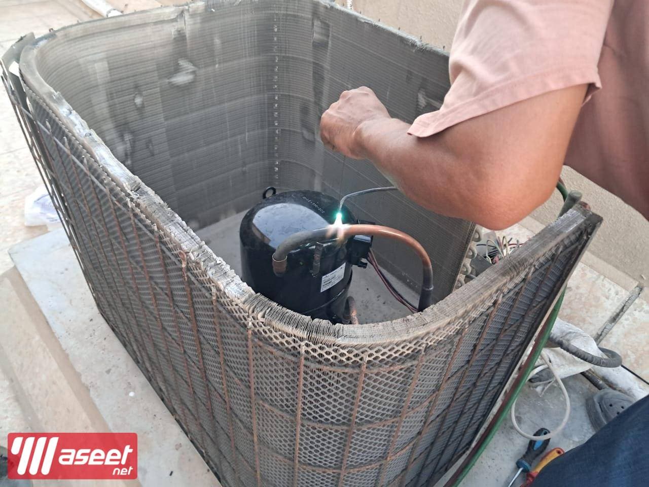 Maintenance of central air conditioners and air conditioning towers  8