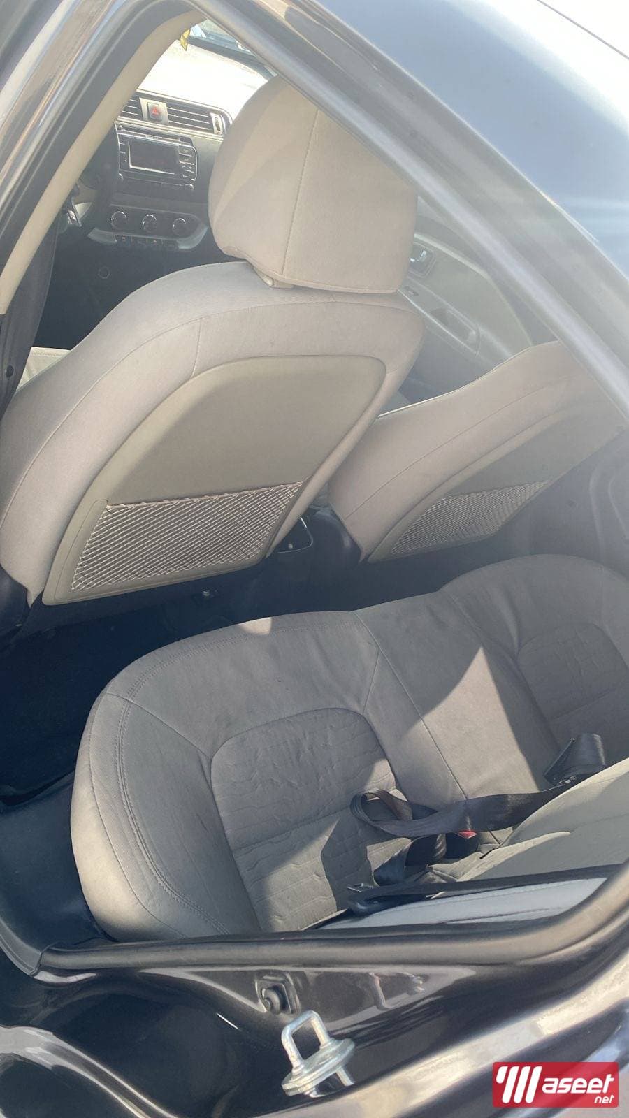 KIA Rio 2016 9