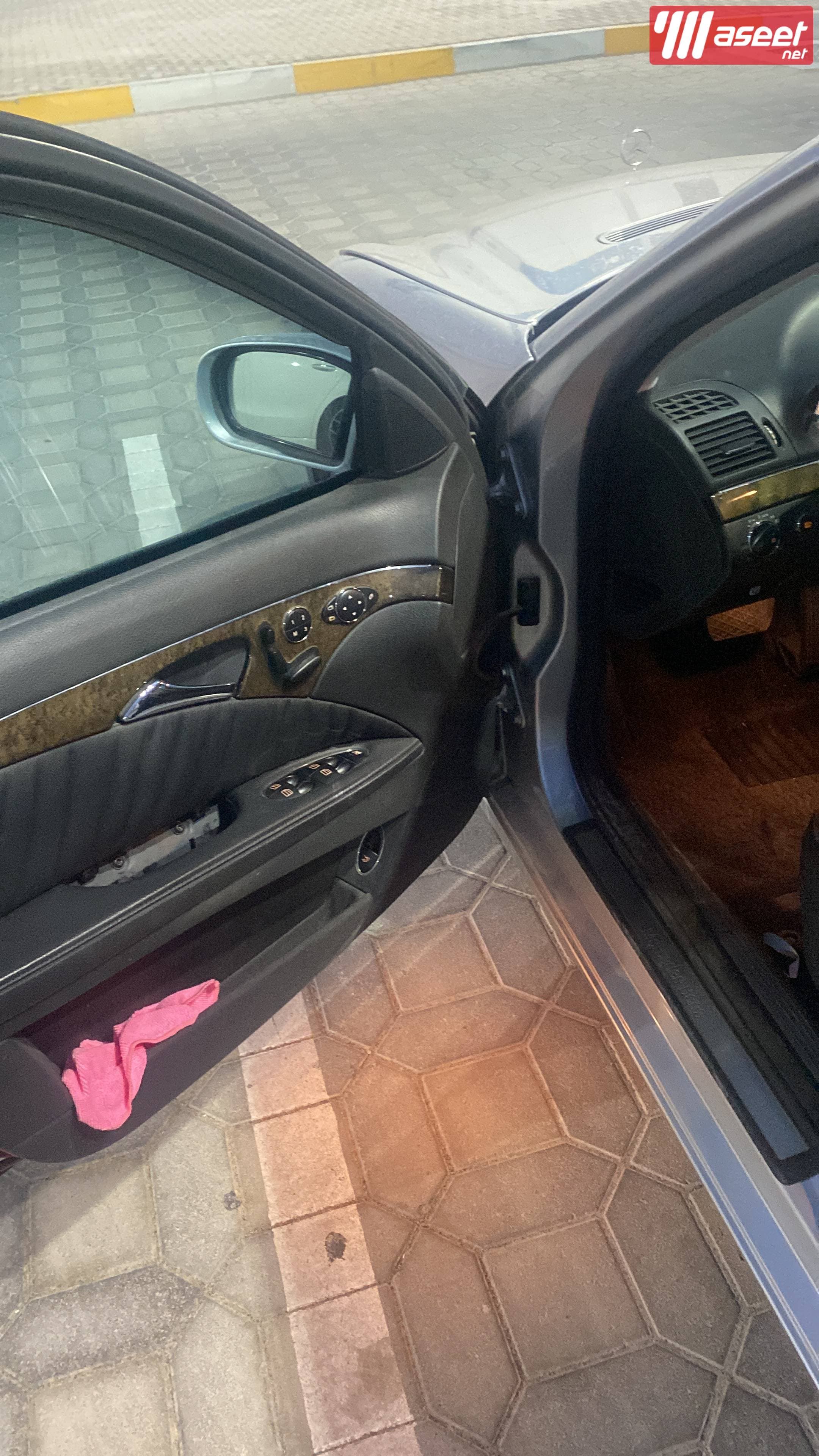 مرسيدس E350 موديل 2005 4