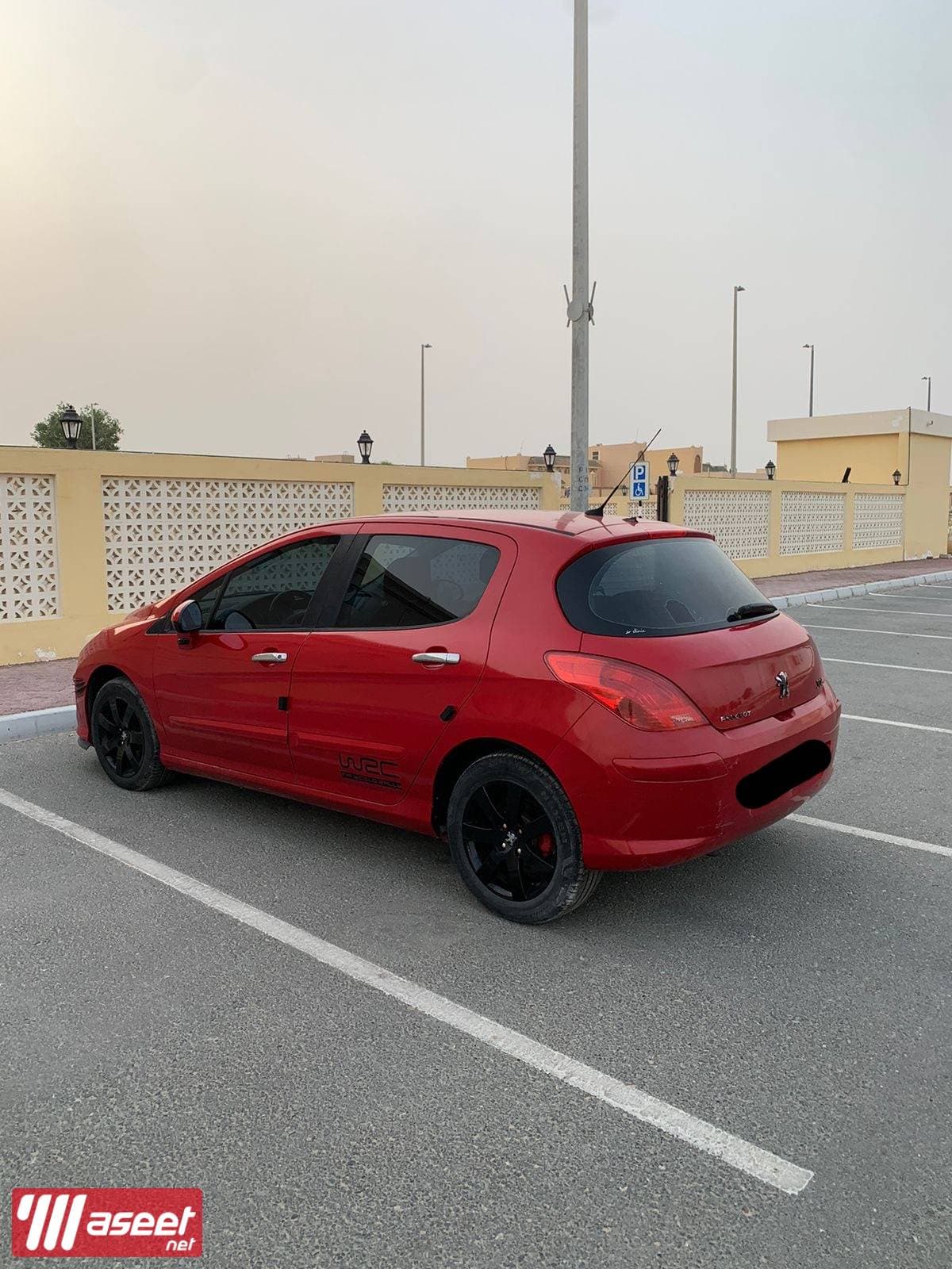 بيجو 308 موديل 2008 للبيع 3