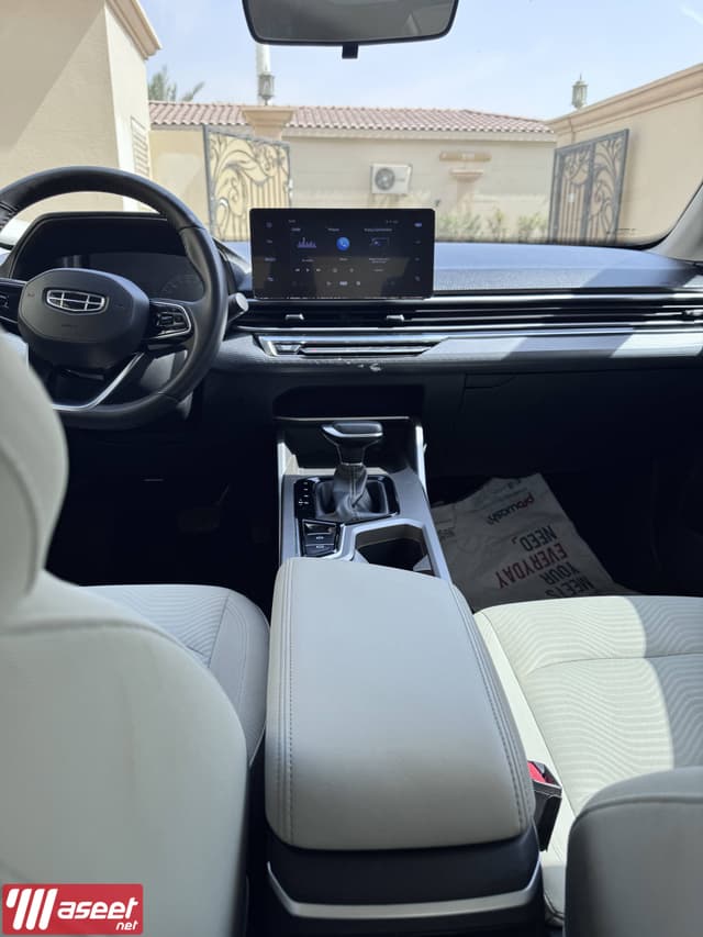 Geely Emgrand GS 2024