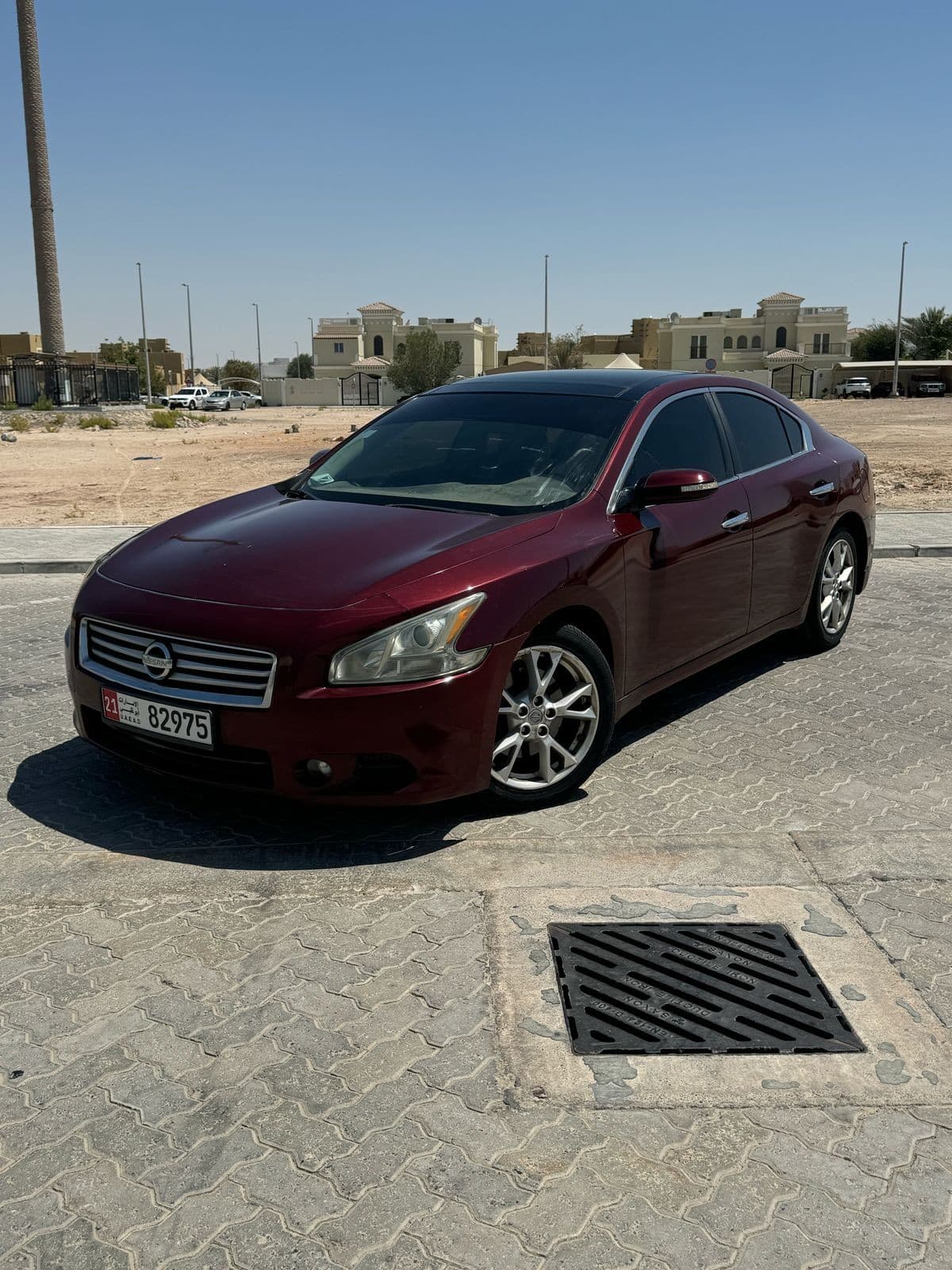 Nissan Maxima 2012 1