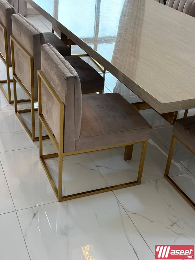 8-chair dining table with buffet table