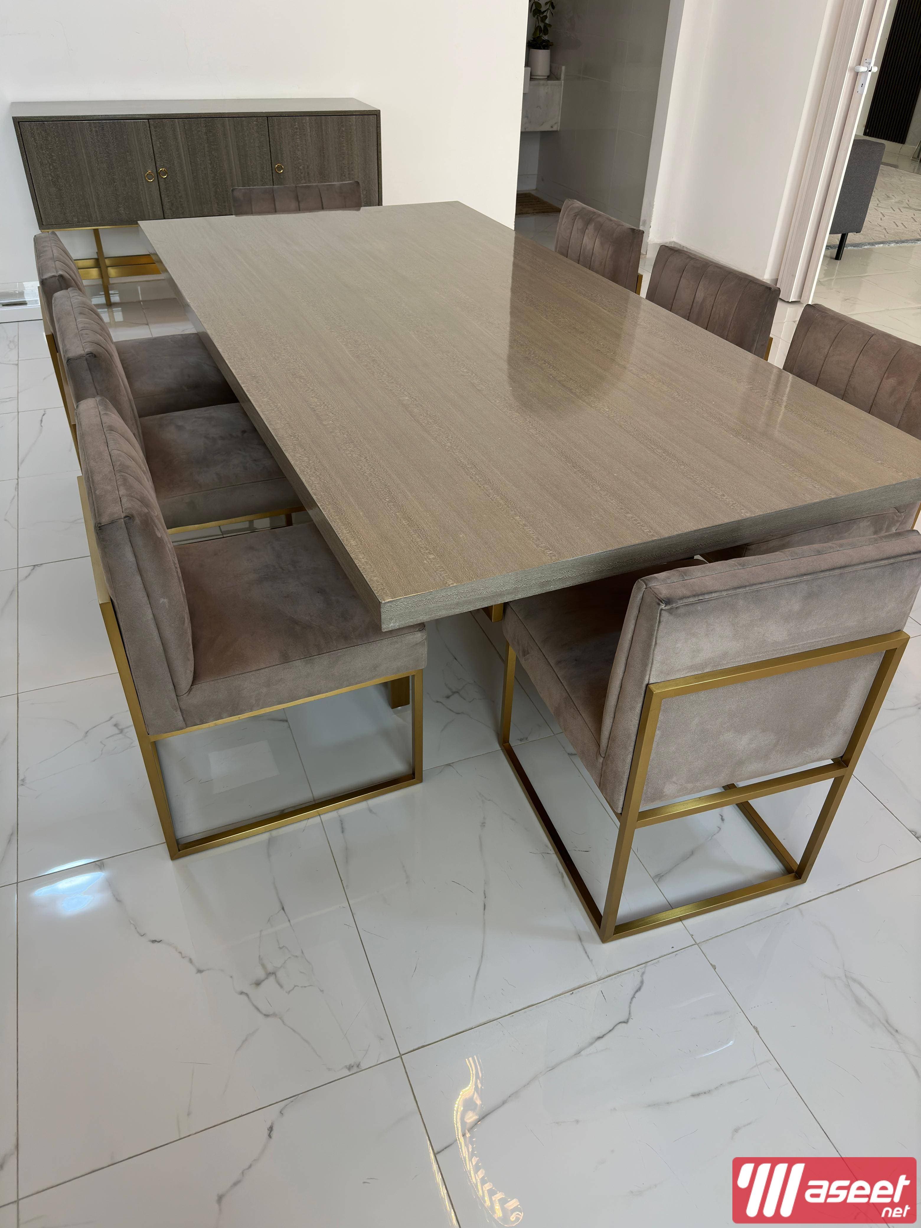 8-chair dining table with buffet table 4