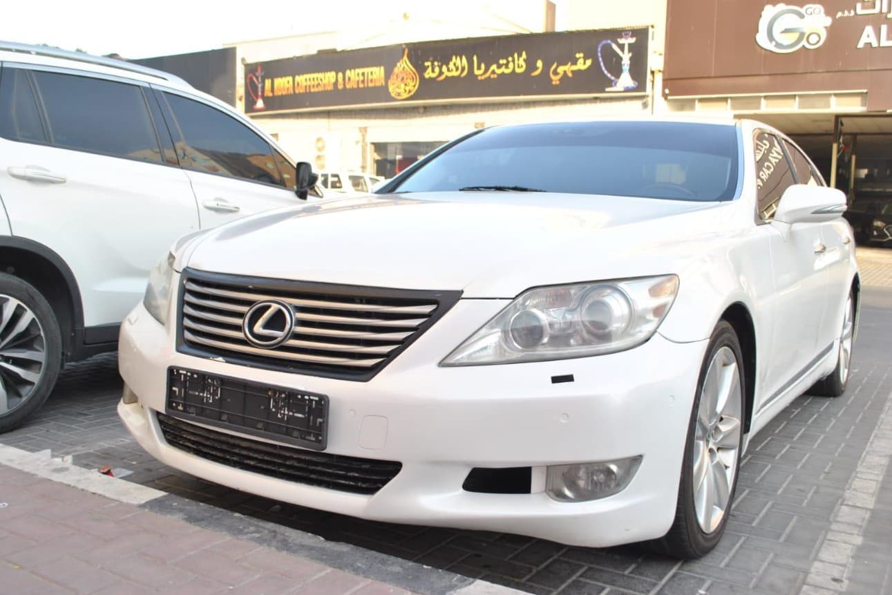 Lexus 460 LS model 2011 8