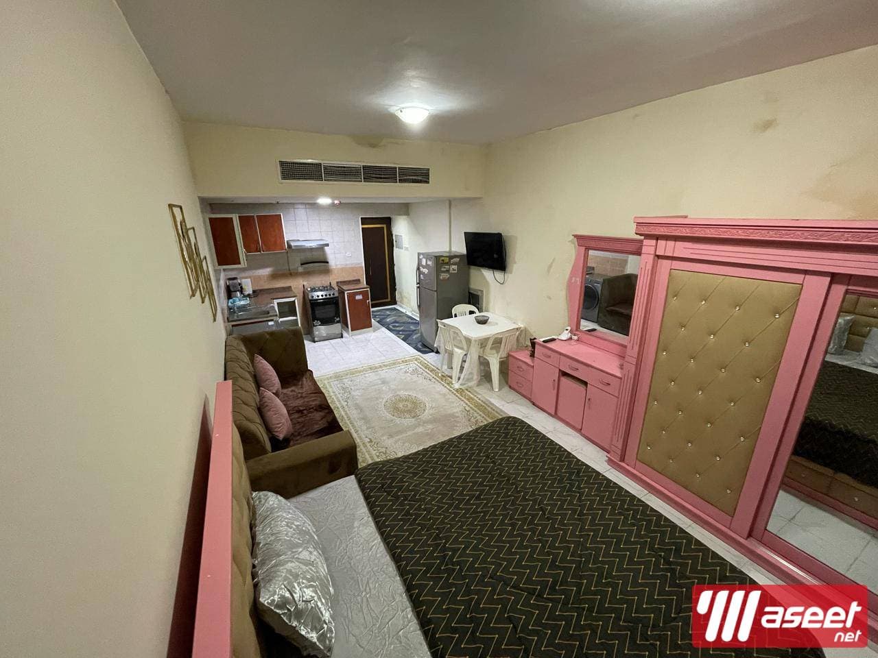 For rent a studio in Al Jurf area  1