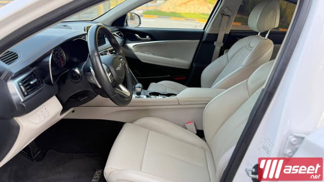 Genesis G70 model 2021 