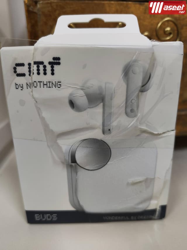 For sale ear buds, the brand is nothing