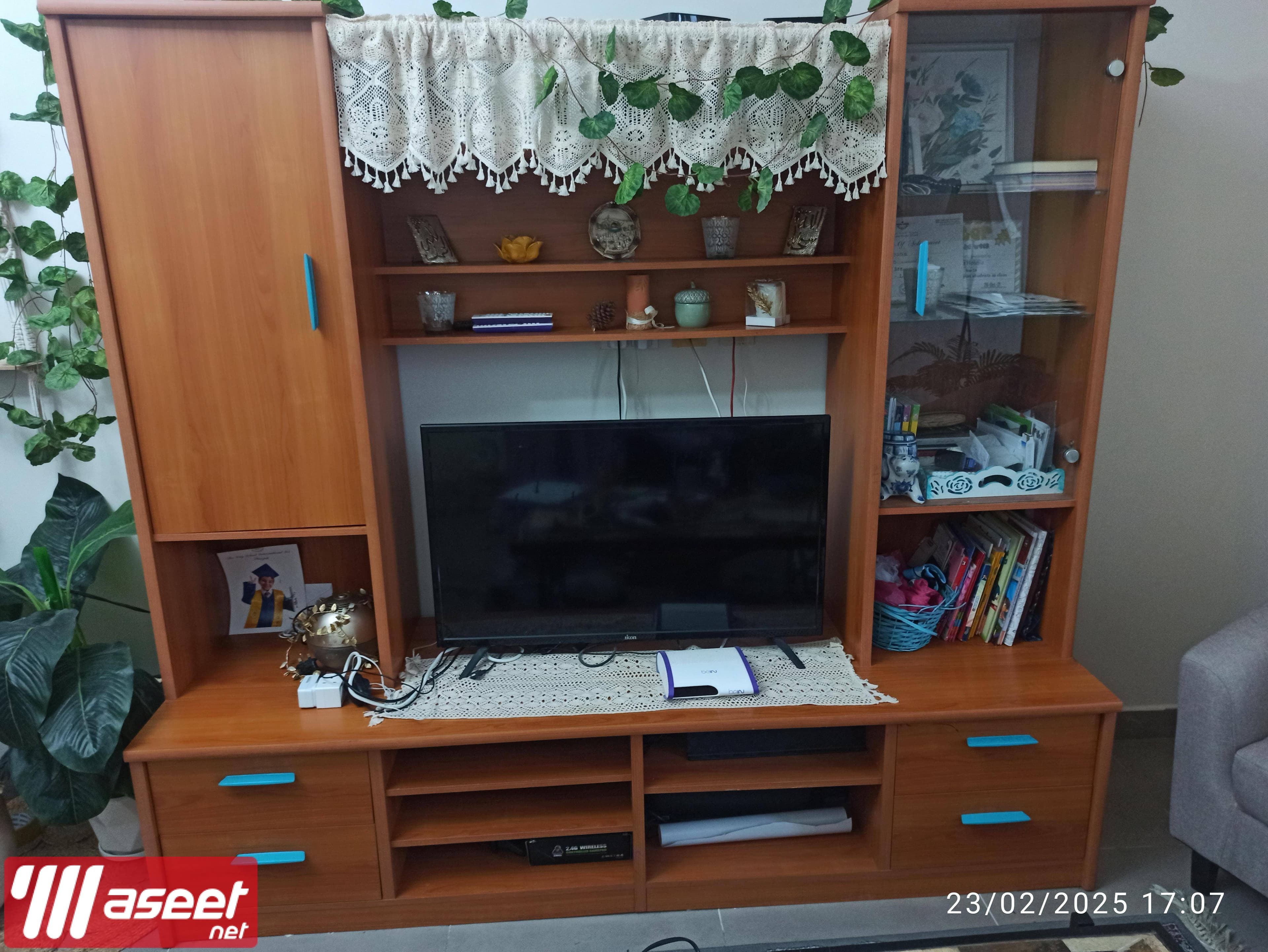TV cabinet  2