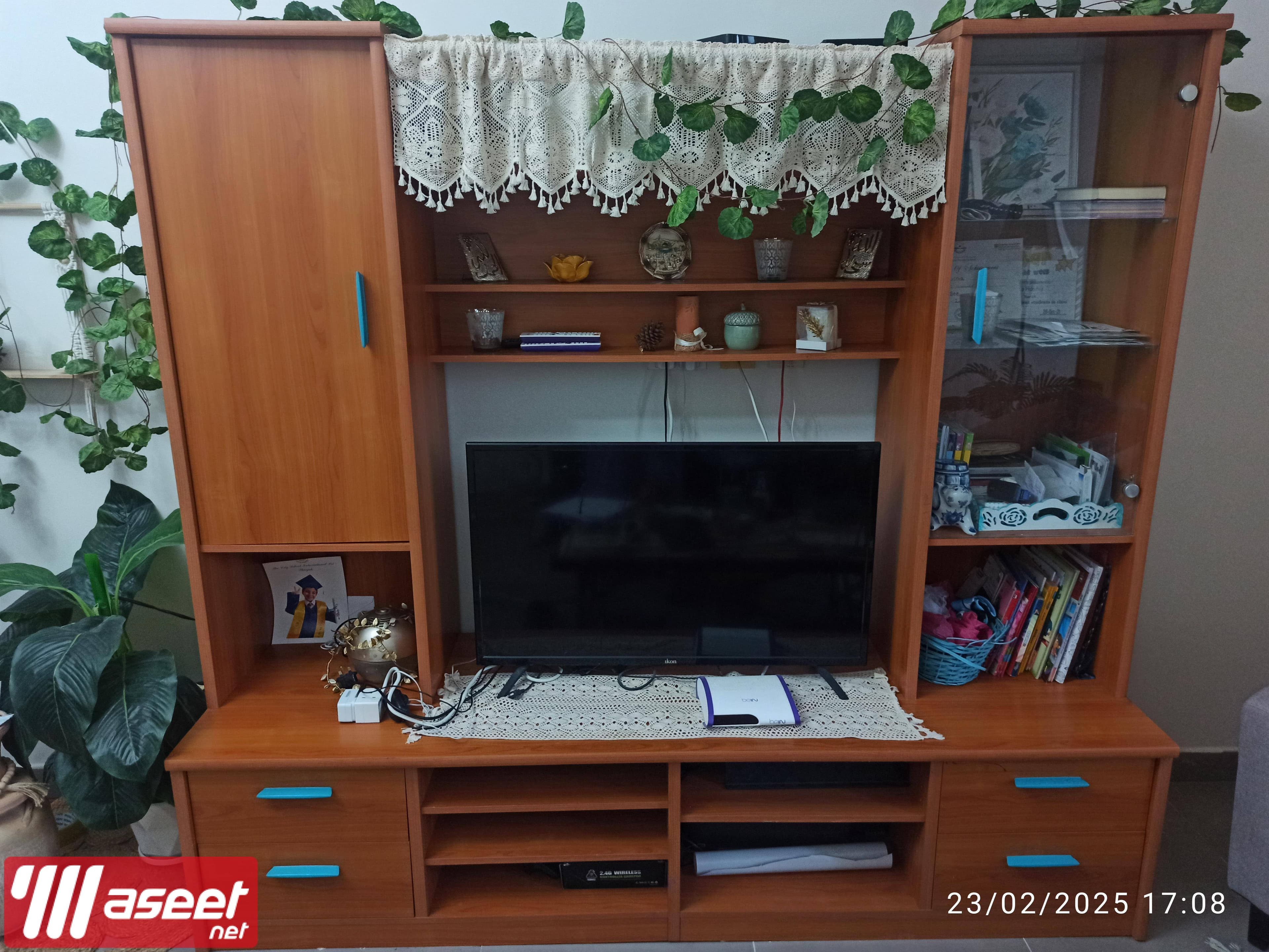 TV cabinet  3