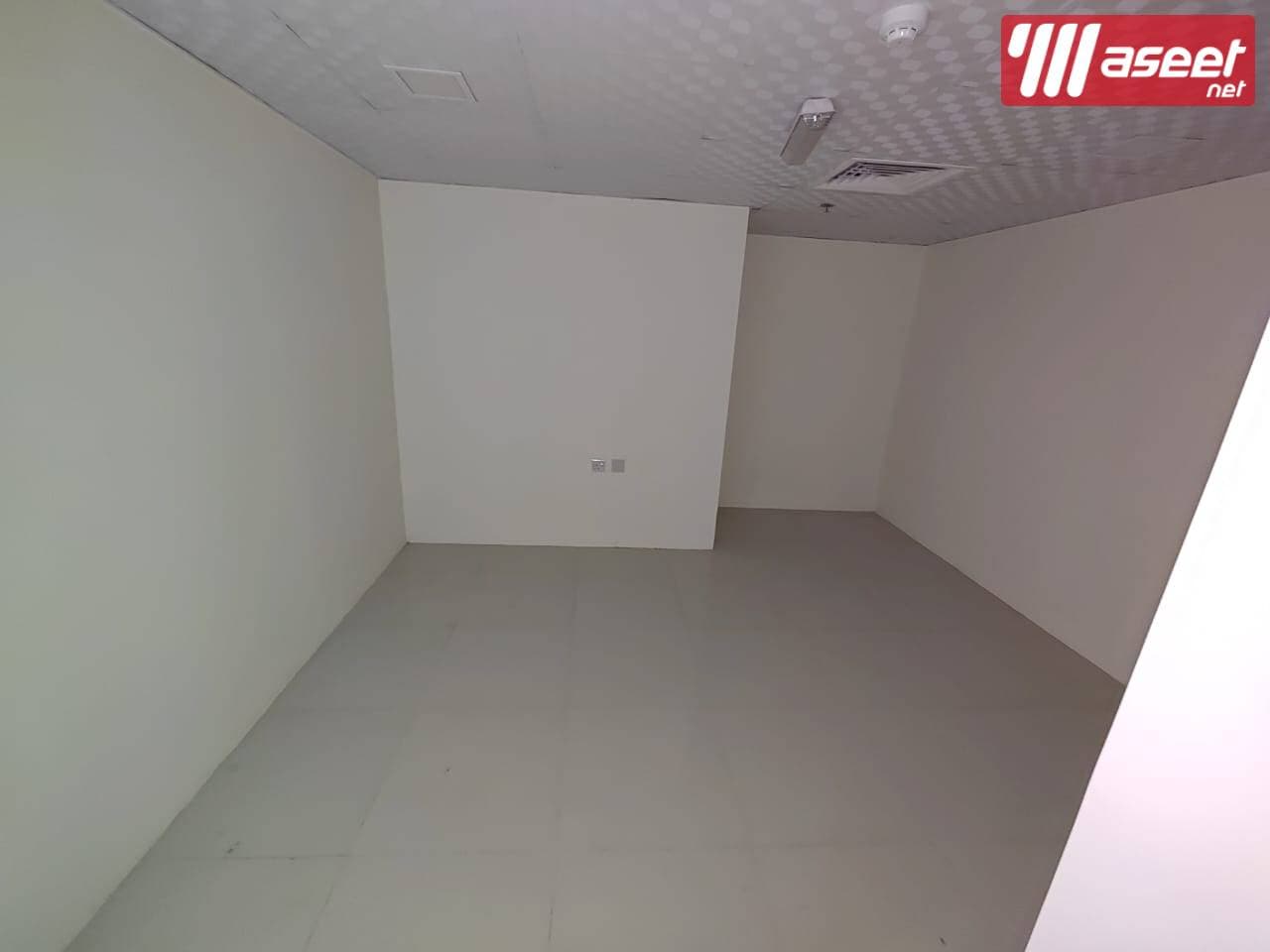 مكاتب للإيجار في المويهات 3 2