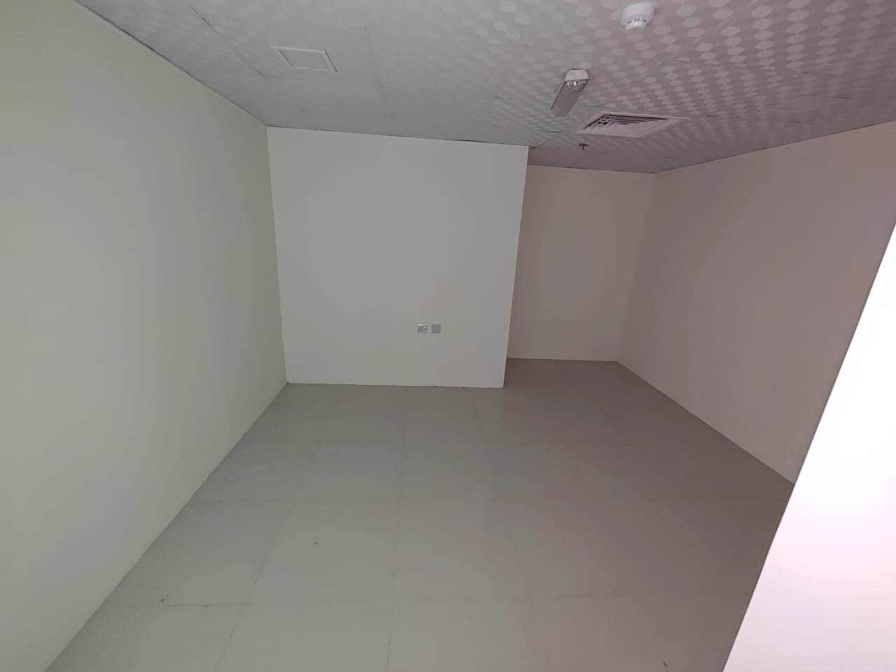 Office for Rent - Al Mowaihat 3 0