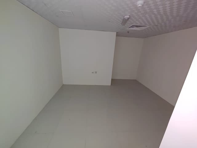 Office for Rent - Al Mowaihat 3