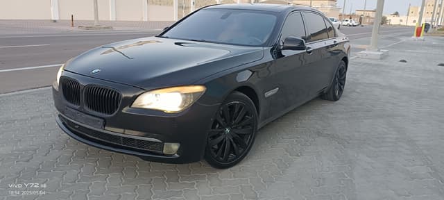 بي إم دبليو Li750، 2010
