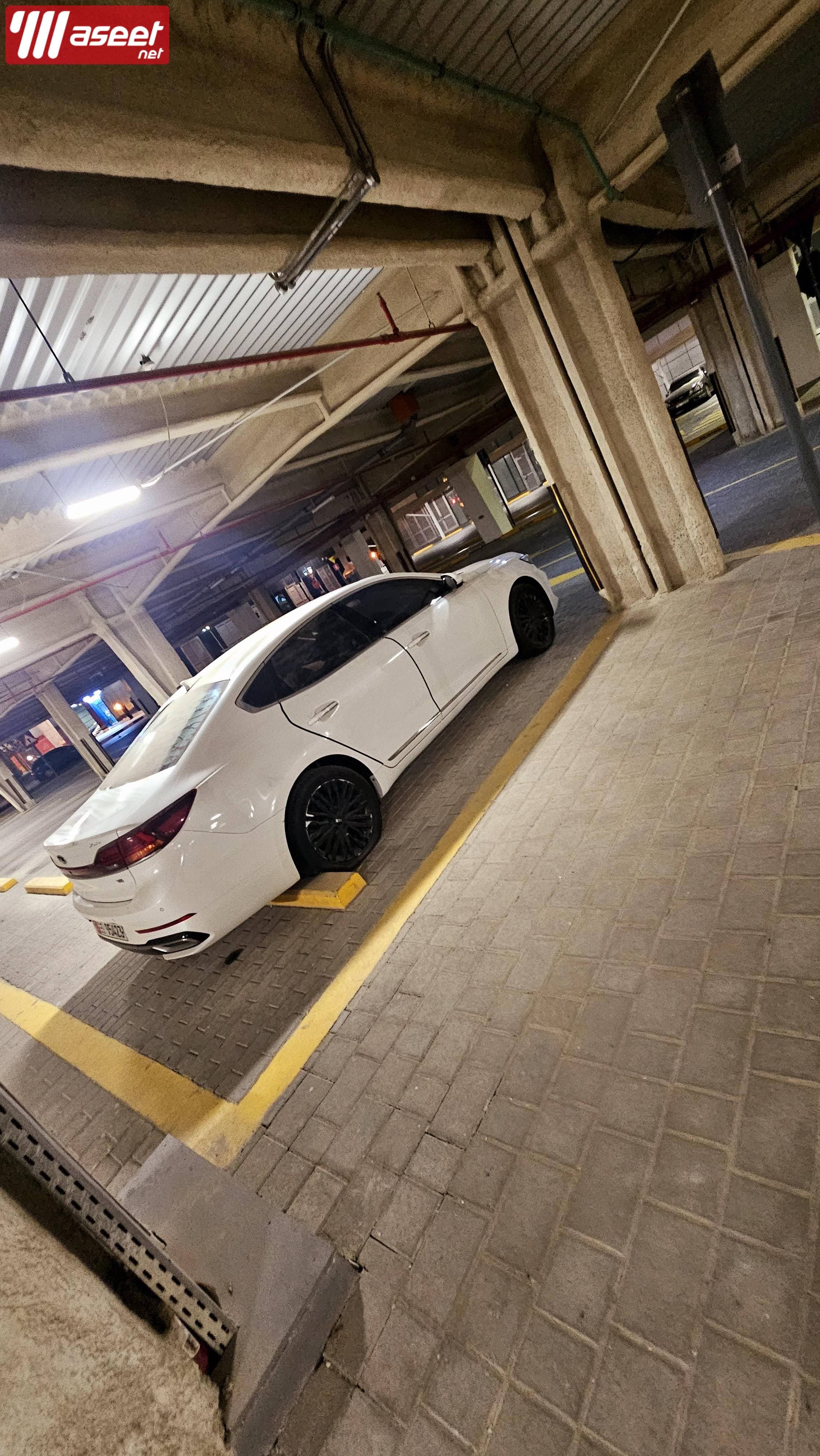 Kia Cadenza 2020 excellent condition 4