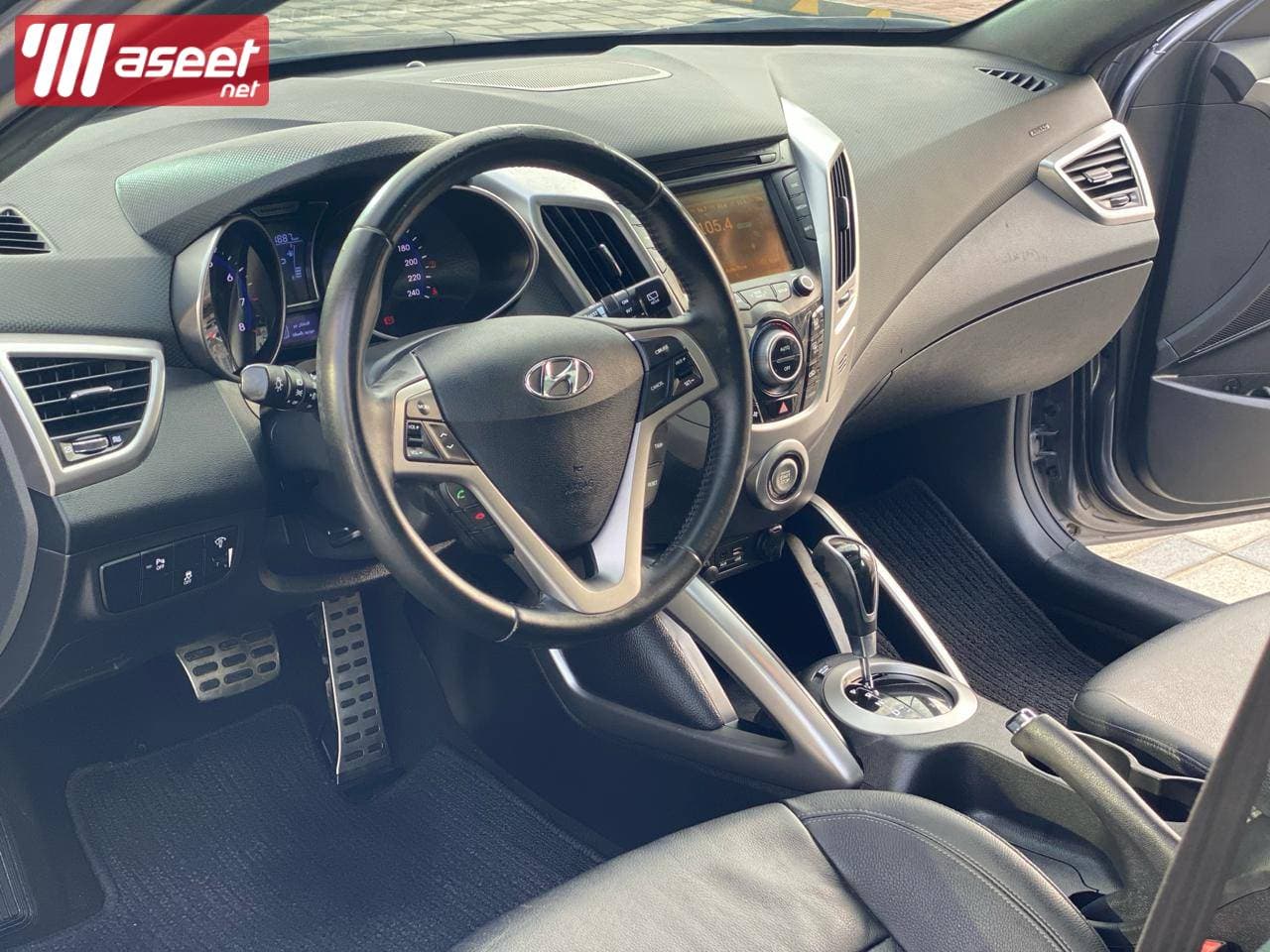 Hyundai Veloster GCC 2017 3